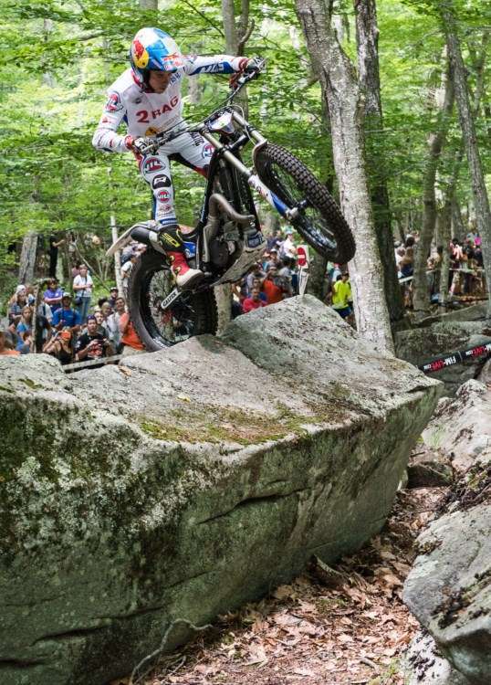 2 Scott B Trial Raga pointed rock 3163 1600x1200