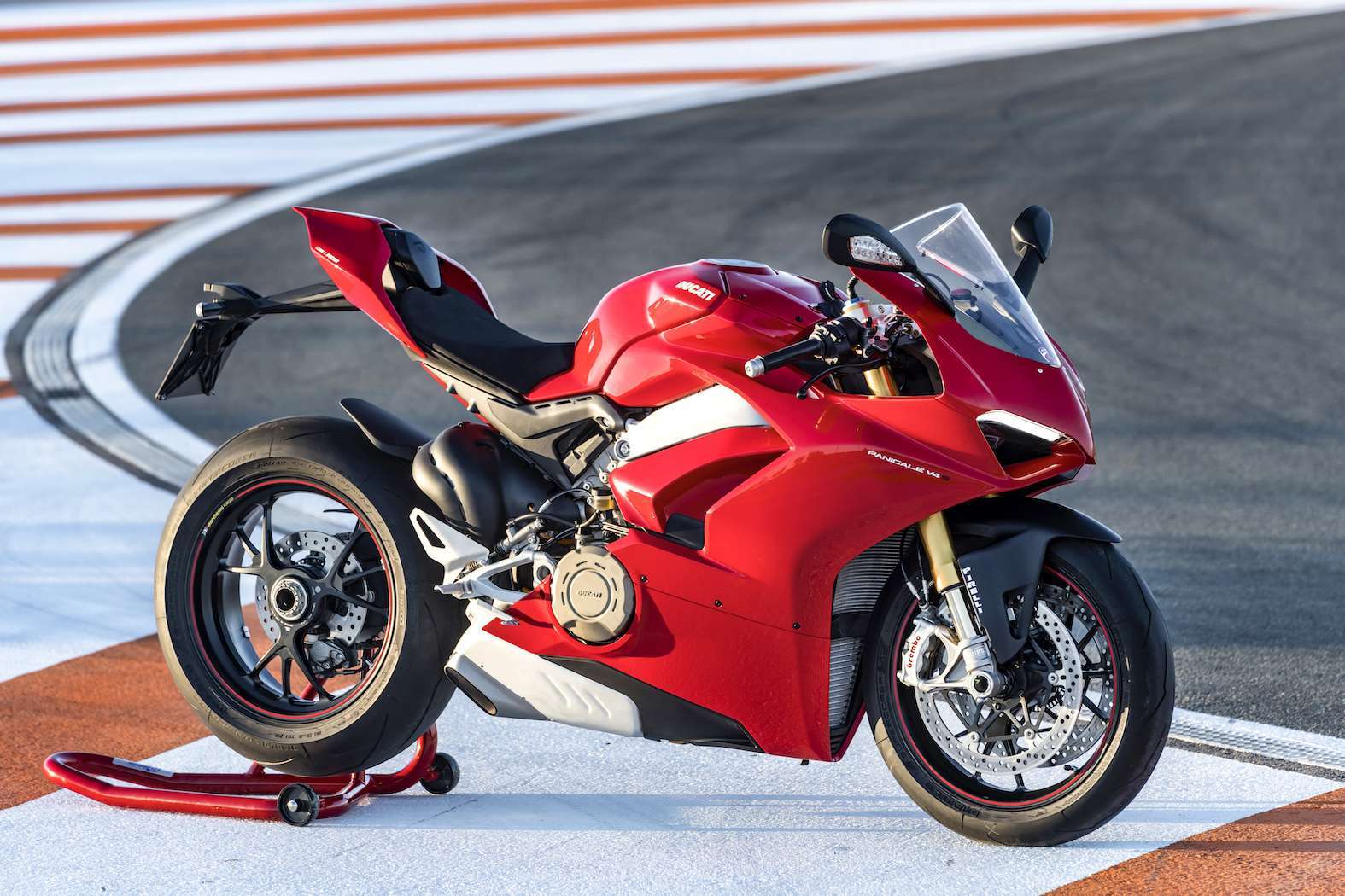 PANIGALE V4 STATIC 15