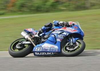 Dumas and Suzuki chasing history