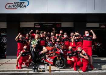 World Superbike – Amazing win for Redding