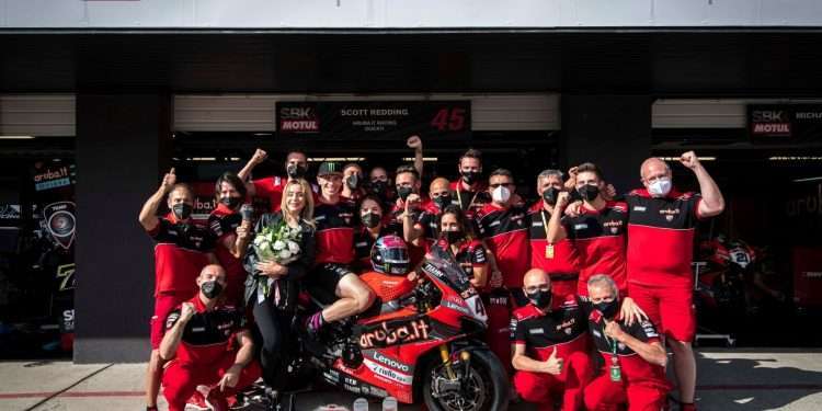 World Superbike – Amazing win for Redding