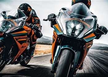 THE 2022 KTM RC 390