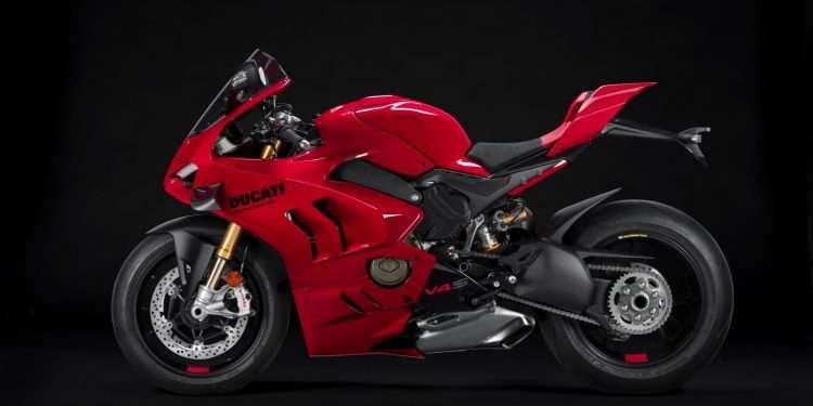 The Evolution of Ducati Never Stops: New Panigale V4