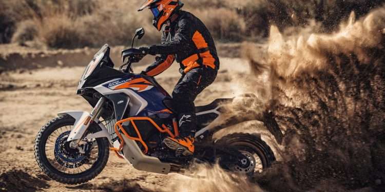 KTM UNVEILS ITS 2022 RANGE OF ADVENTURE MOTORCYCLES