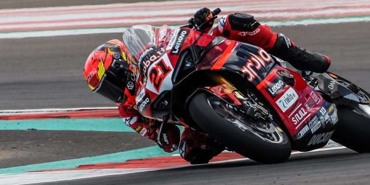 WorldSBK: Rinaldi leads Ducati 1-2 at Mandalika on Friday, Bautista crashes