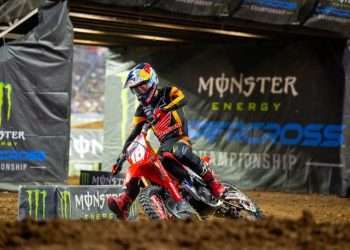 Jett Lawrence Wins Glendale 250SX West Triple Crown