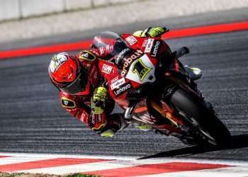 WorldSBK: LAYING DOWN THE GAUNTLET: Bautista blasts ahead in Barcelona on Friday