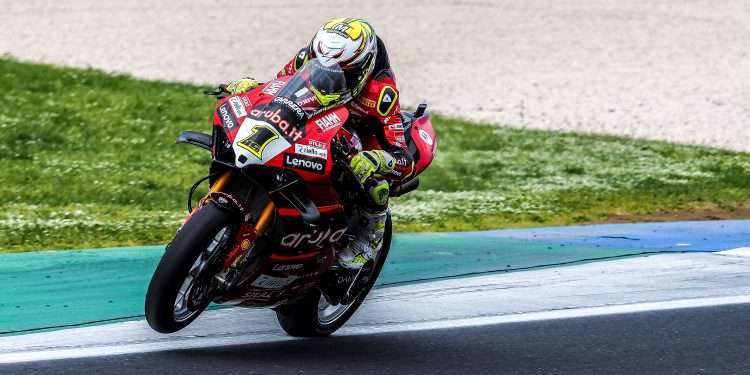 WorldSBK: Bautista leads Ducati 1-2 in rain-affected Day 2 at the Misano test