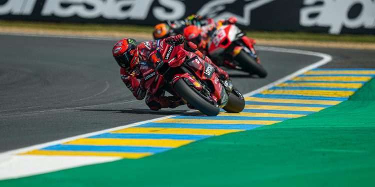 Bagnaia climbs on the third step of the podium in the Sprint race at Le Mans.