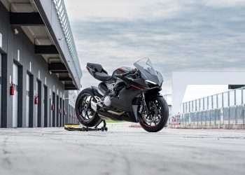 New Black on Black Livery for the Panigale V2