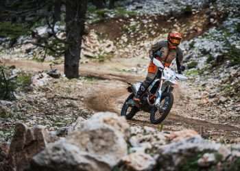 THE 2024 KTM 500 EXC-F SIX DAYS IS READY TO TAKE ON ANY CHALLENGE