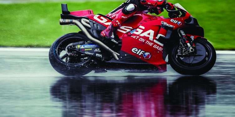 FERNANDEZ POSTS MOTOGP™ SATURDAY ‘PERSONAL BESTS’ AT RAINY BRITISH GRAND PRIX