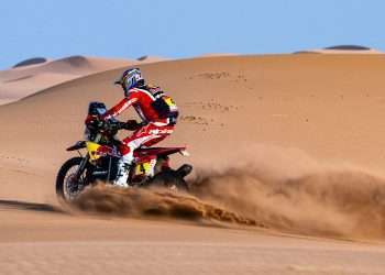 SAM SUNDERLAND AND DANIEL SANDERS RATTLE UP THE LEADERBOARD ON DAKAR DAY TWO
