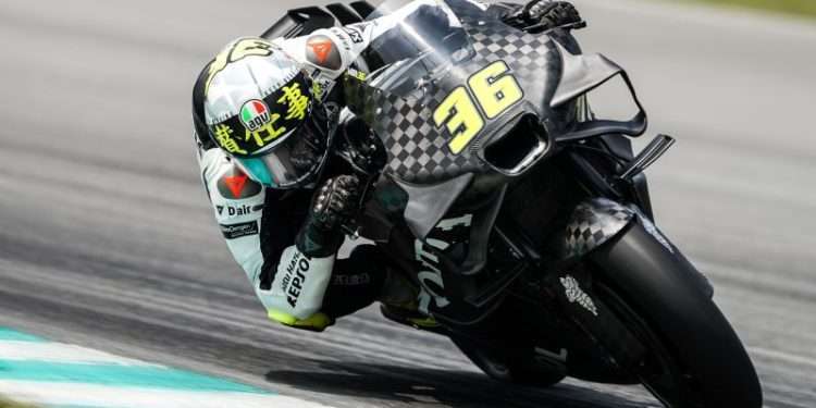 Repsol Honda Team continue work at the Sepang Test