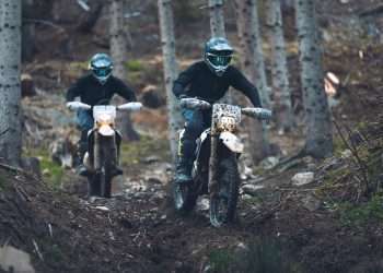 HUSQVARNA MOBILITY UNVEILS REFINED ENDURO AND DUAL-SPORT RANGES FOR 2025