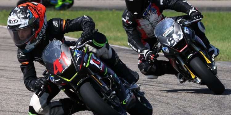 Scott, Galvis split second round of FIM MiniGP Canada Series in Strathmore