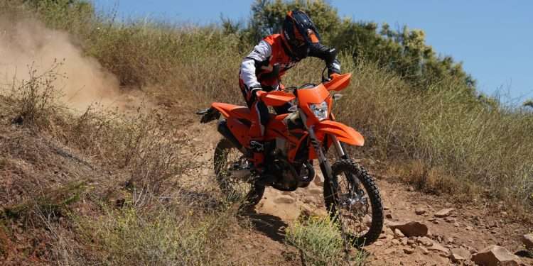 CHALLENGE EXTREMES ON THE 2025 KTM EXC-F RANGE
