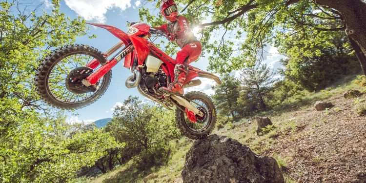 GASGAS UNLEASHES FIVE EPIC ENDURO AND DUAL-SPORT MACHINES FOR 2025!