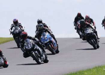 CSBK: Tremblay wins thrilling duel with Van Winkle in Sport Bike race two at AMP