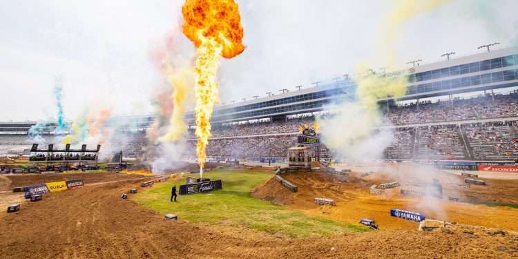 Hunter Lawrence Wins SuperMotocross World Championship Finals Playoff 2