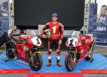 MotoAmerica: Warhorse HSBK Racing Ducati takes the first AMA Ducati Superbike title in 30 years