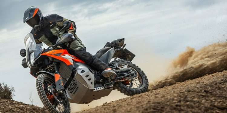 A WORLD OF ADVENTURE AWAITS WITH THE REFINED 2025 KTM 790 ADVENTURE