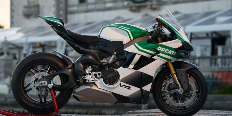 Ducati Panigale V4 Tricolore