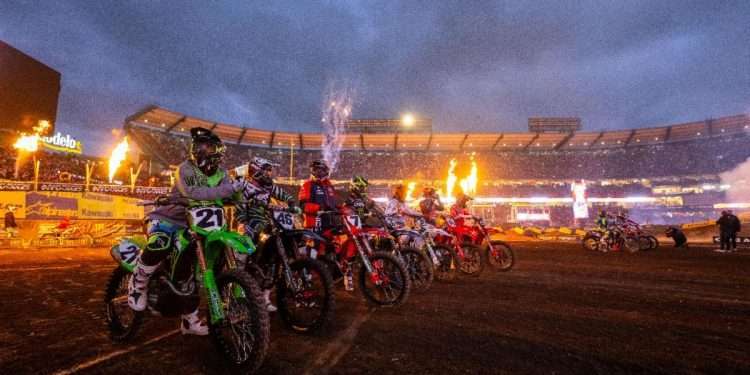Jett Lawrence Earns Win at Anaheim 2 Supercross