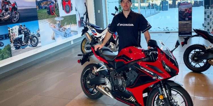 Reigning Canadian Superbike Champ Ben Young joins Honda Canada for 2025 National Racing Campaign