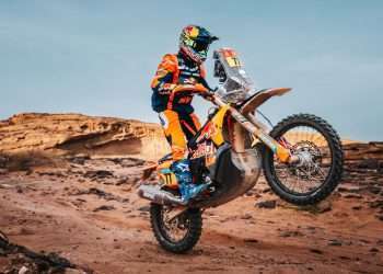 LUCIANO BENAVIDES WINS STAGE FIVE AT DAKAR 2025