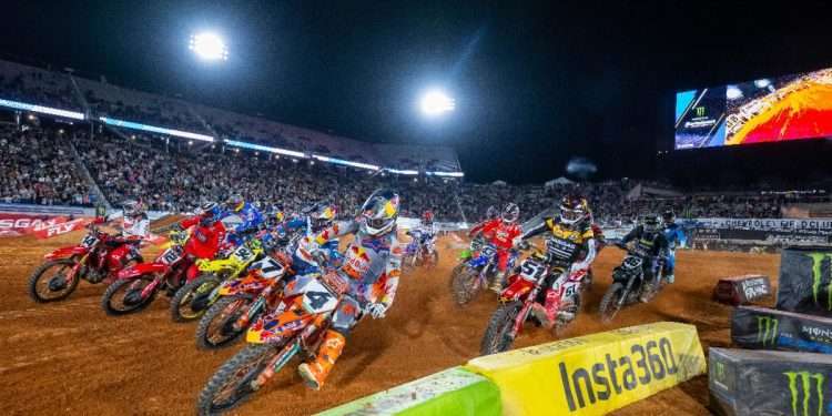 Chase Sexton Racks Up the Win at Birmingham Supercross