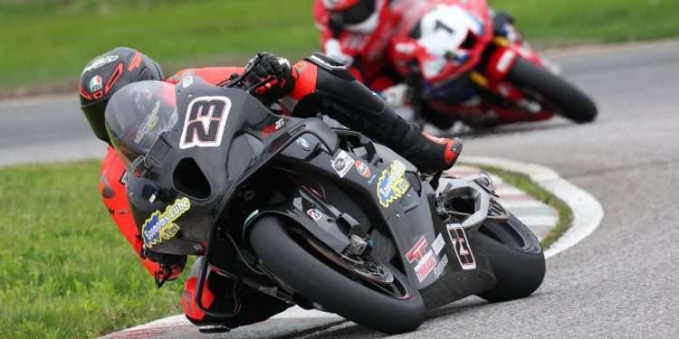 Dumas holds off Young to sweep CSBK opener at Shannonville
