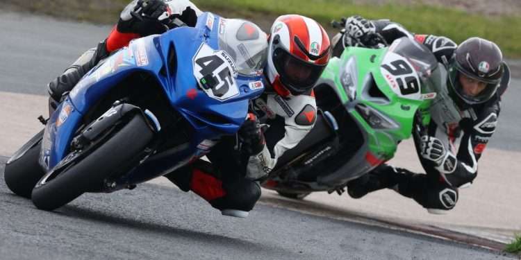 Van Winkle fends off Michel in chaotic Supersport race one at AMP