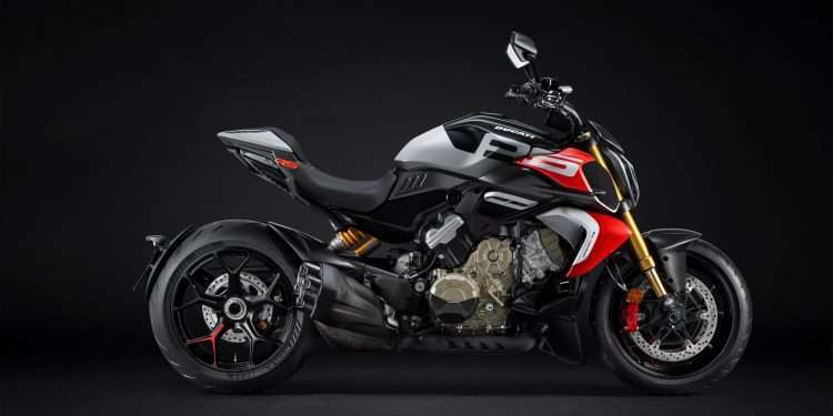 Diavel V4 RS and Multistrada V4 RS