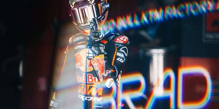 MotoGP 2025 Round 17 – Saturday Sprint Race Reports