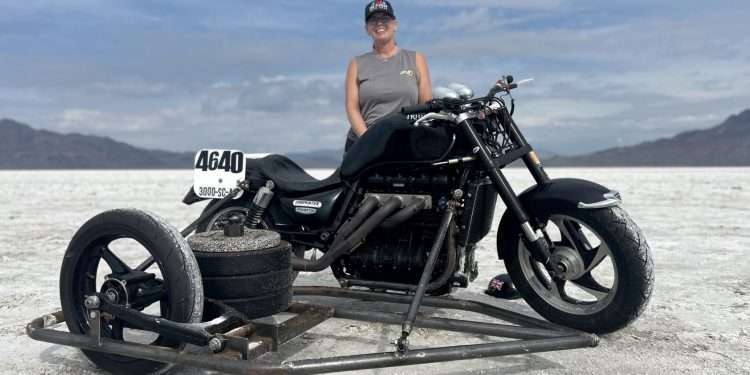 Alberta Rider Liane Langois sets FIM Land Speed World Record