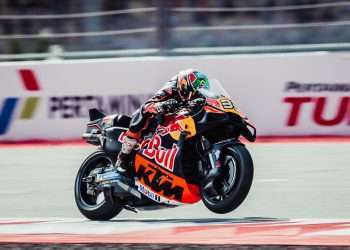 MotoGP 2025 Round 18 – Saturday Sprint Race Report