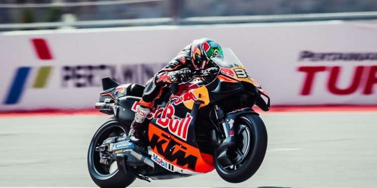 MotoGP 2025 Round 18 – Saturday Sprint Race Report