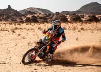 VICTORY FOR LUCIANO BENAVIDES ON DAKAR RALLY STAGE FIVE