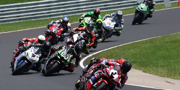 CSBK: Young Returns to First at Calabogie